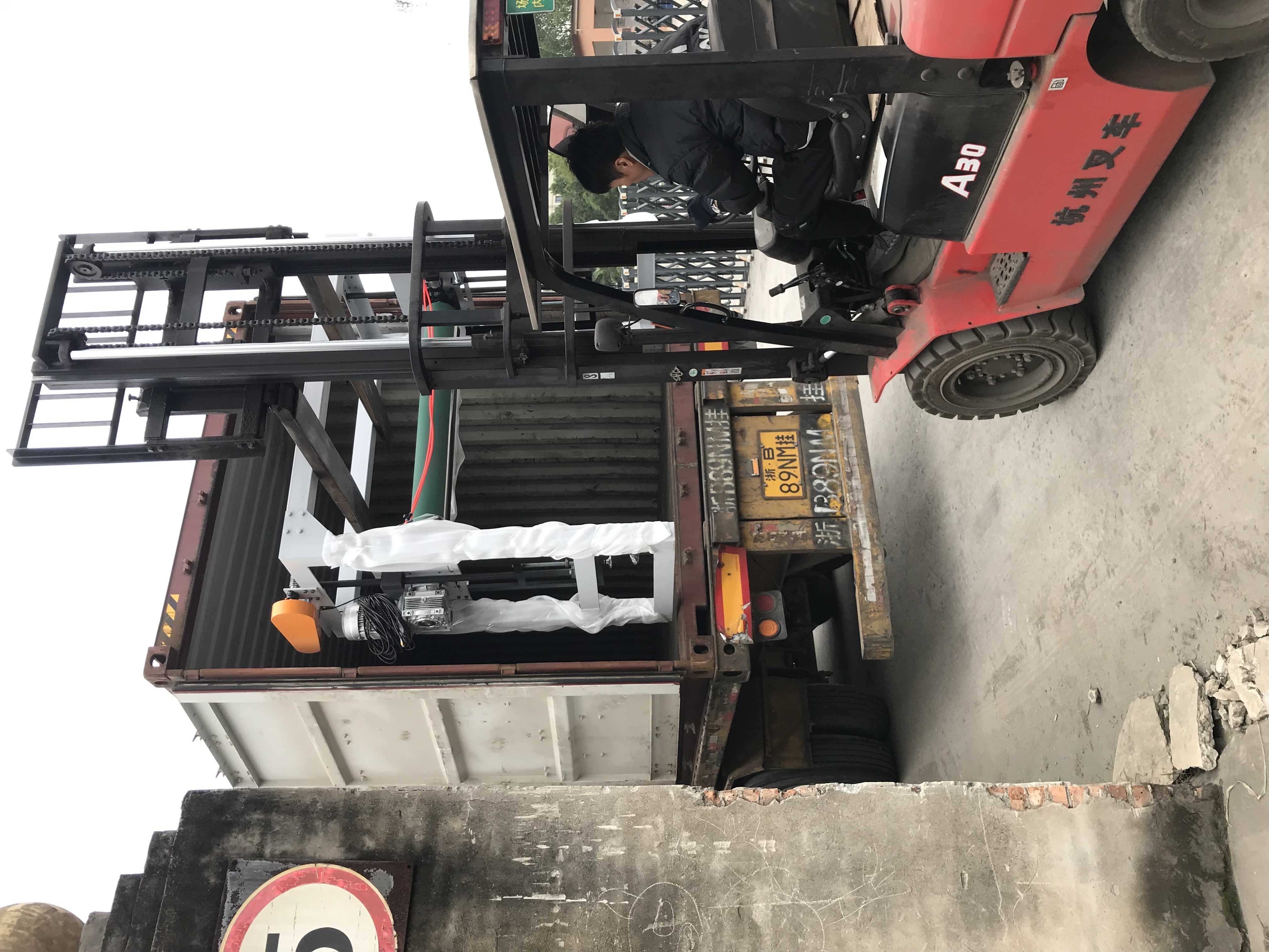 bosnia and herzegovina film blowing machine delivery, customer special custom machine!